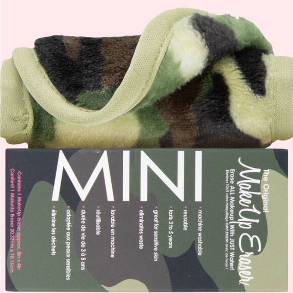 The Original Makeup Eraser Mini Camo Makeup Eraser - Picture 3 of 7